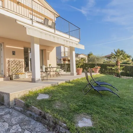 Bardolinolungolago Di Garda • Piscina • Parking Lejlighed